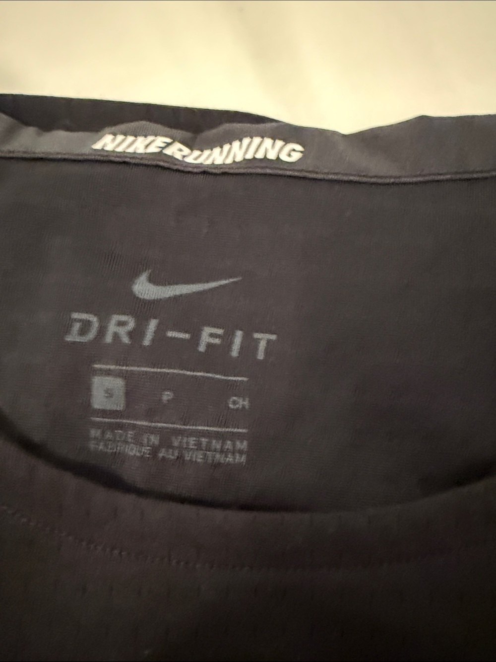 Nike Women’s Short-Sleeve Dri-FIT Crew Tee in Black & Gray - Picture 3 of 3
